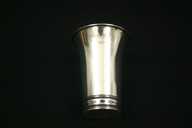 Hovedbilde Blomsterbeger/pokal