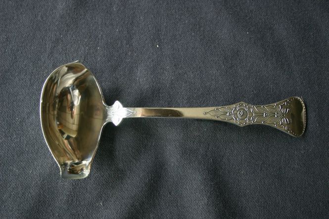 Hovedbilde Flat Rose sauseskje med krok