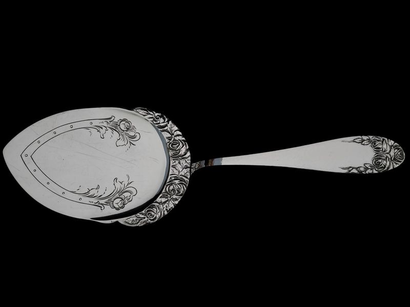 Hamret rose kake-/smørbrødspade